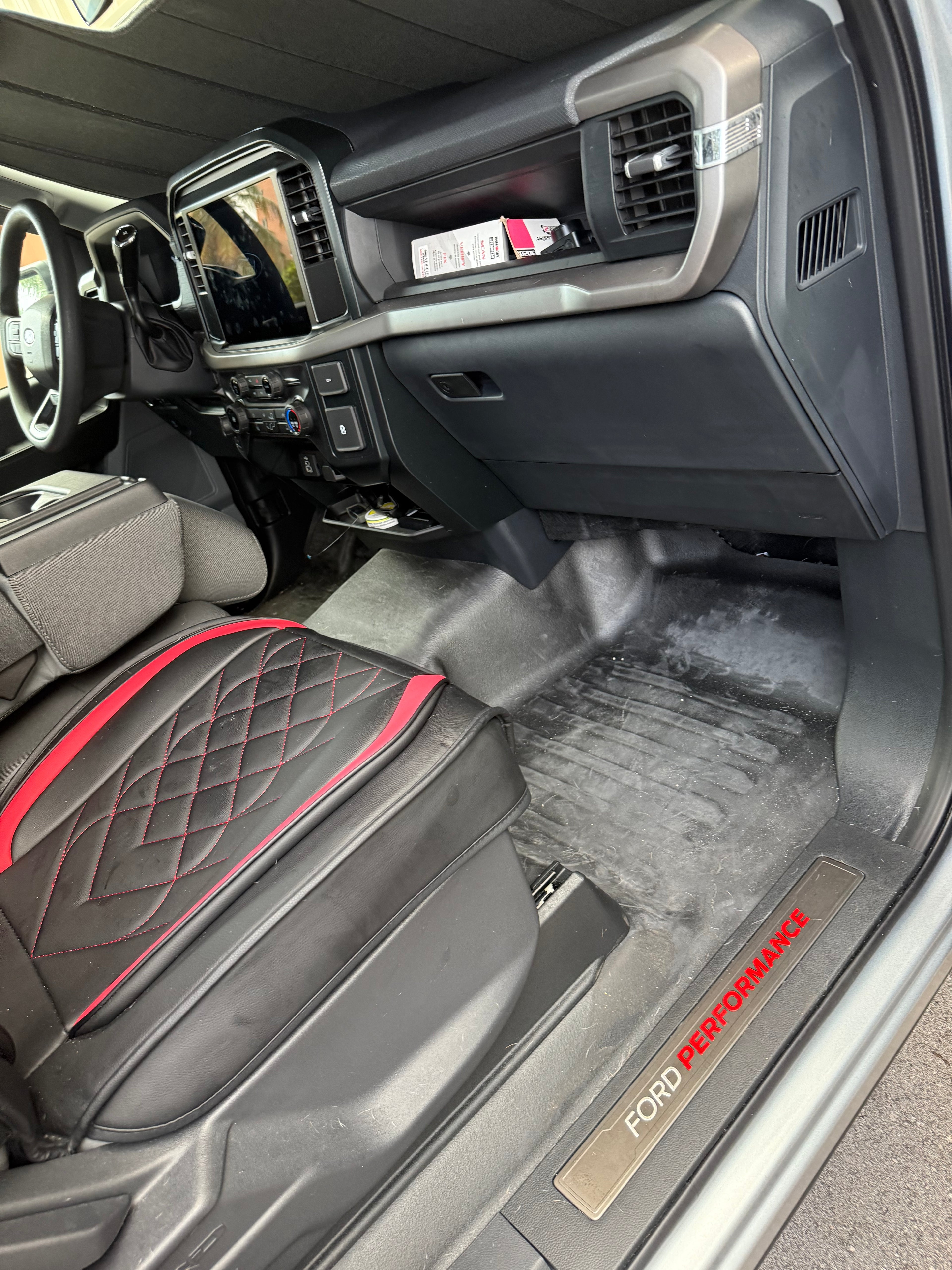 LUXURY MAINTENANCE DETAIL